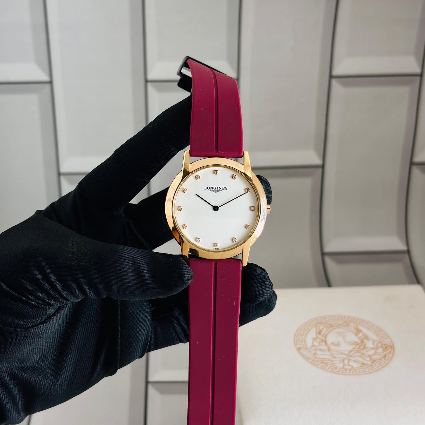 Exotic Gold color with Red Silicone for Womens